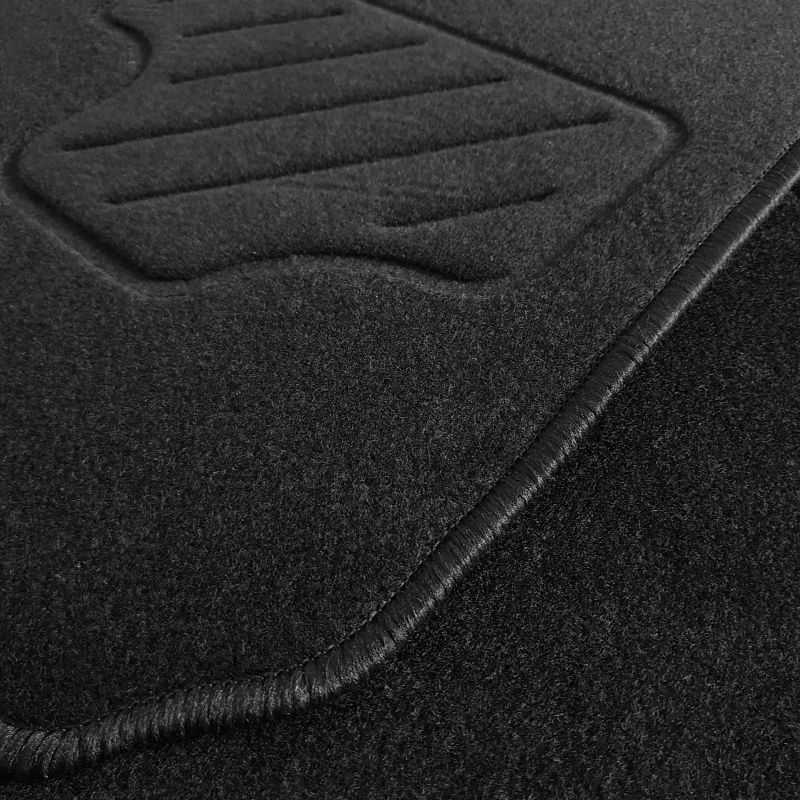 Peugeot 207 tapis de sol en Caoutchouc avec une collerette (Autogumm) –  acheter dans la boutique en ligne
